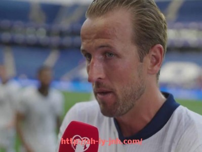 金年会体育-英超狼队球衣款式介绍及购买渠道